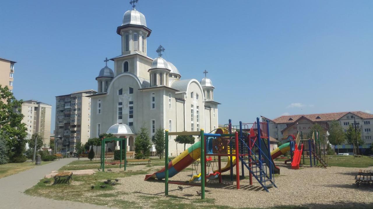 Sfanta Ecaterina - Garsoniera Alba Iulia Lägenhet Exteriör bild